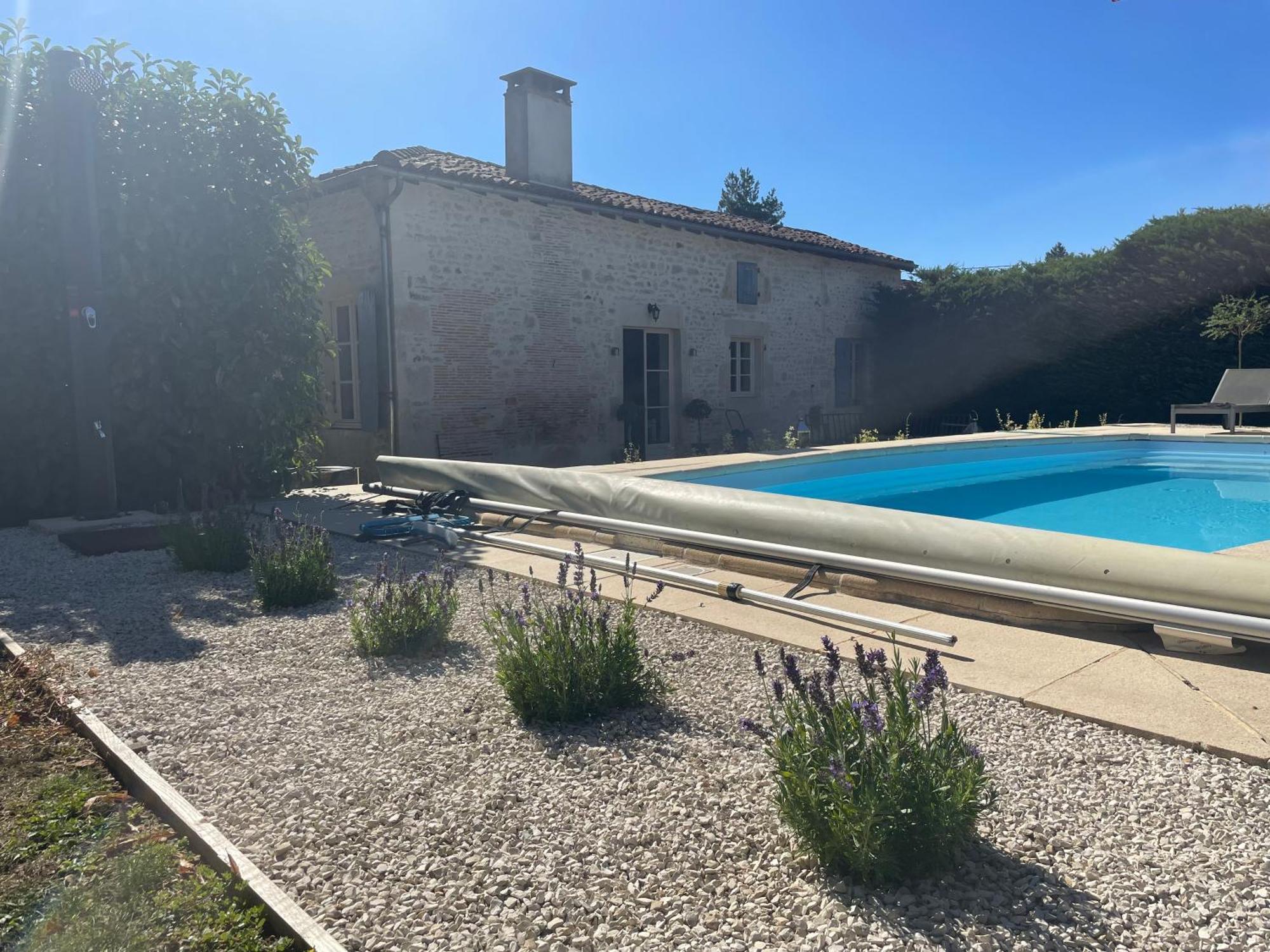 Villa Le Reve De Breuillac à Surin  Extérieur photo