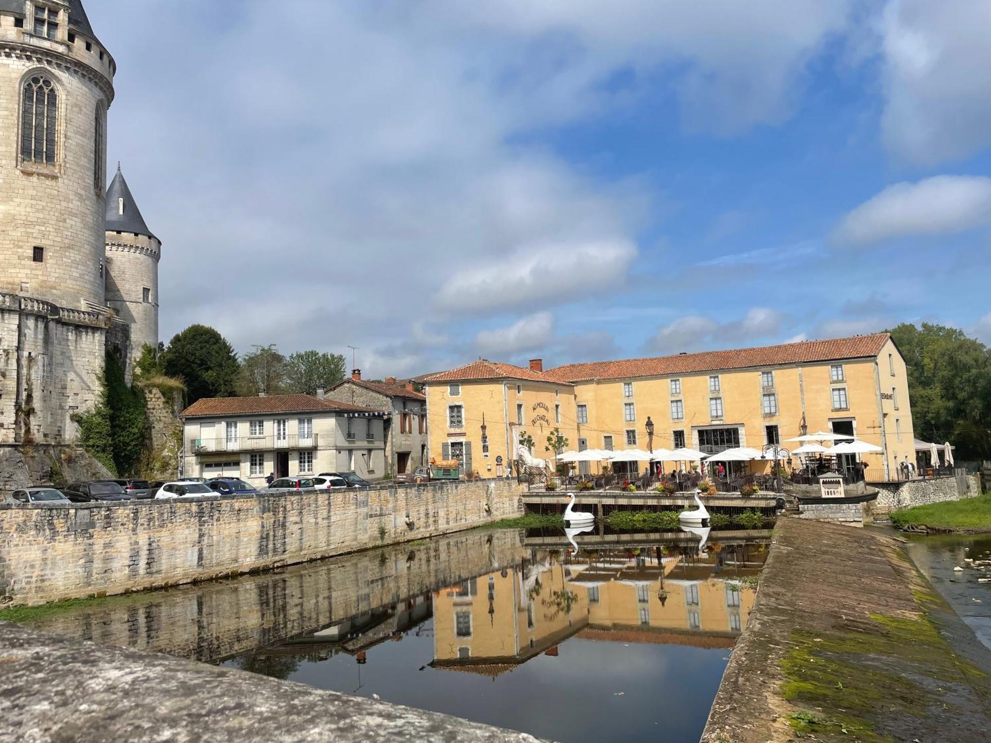 Villa Le Reve De Breuillac à Surin  Extérieur photo